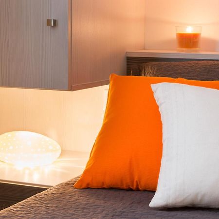 B&B Le Logis Du Mas Сет Екстериор снимка