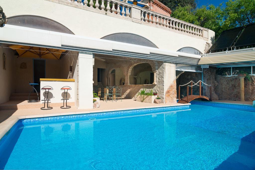 B&B Le Logis Du Mas Сет Екстериор снимка