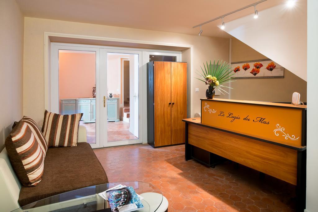 B&B Le Logis Du Mas Сет Екстериор снимка
