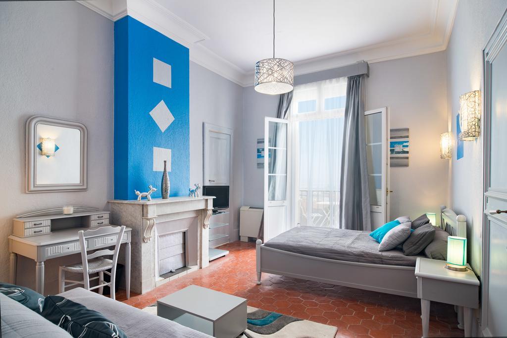 B&B Le Logis Du Mas Сет Екстериор снимка