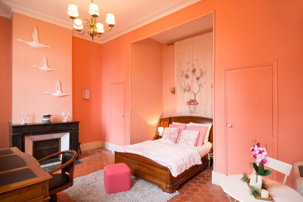 B&B Le Logis Du Mas Сет Екстериор снимка