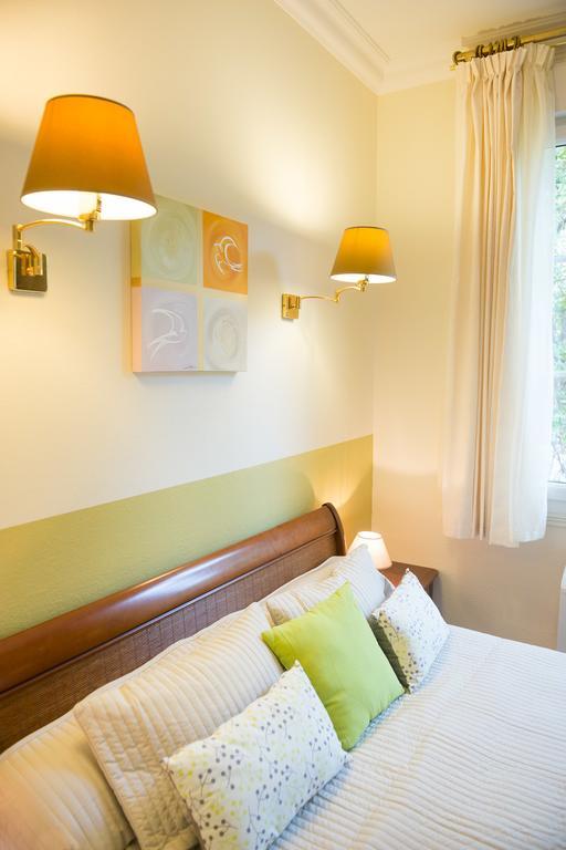 B&B Le Logis Du Mas Сет Екстериор снимка